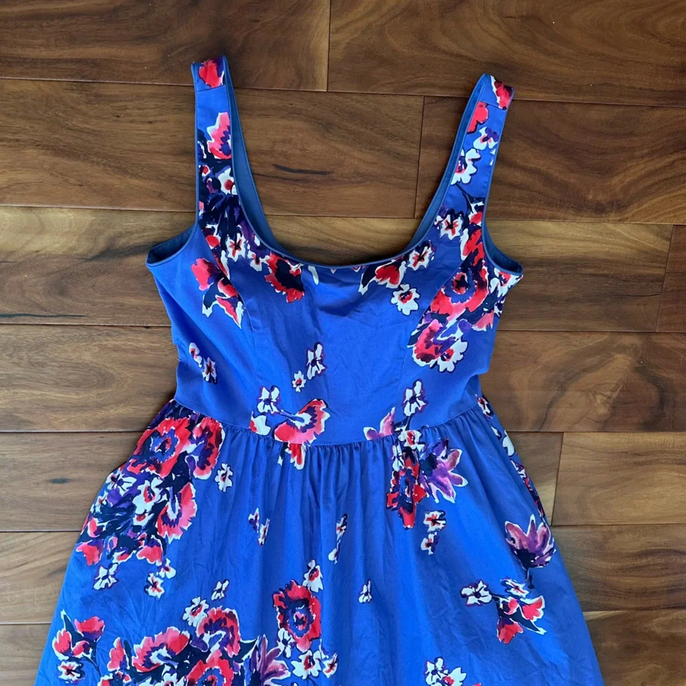 Anthropologie Donna Morgan Moonlit Garden Floral Dress size 8